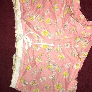 Victoria’s Secrets sleep shorts w/ tie string Sz S